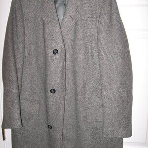 Saks Fifth Avenue Vintage Overcoat Gray Tweed Notch Lapel Made in USA